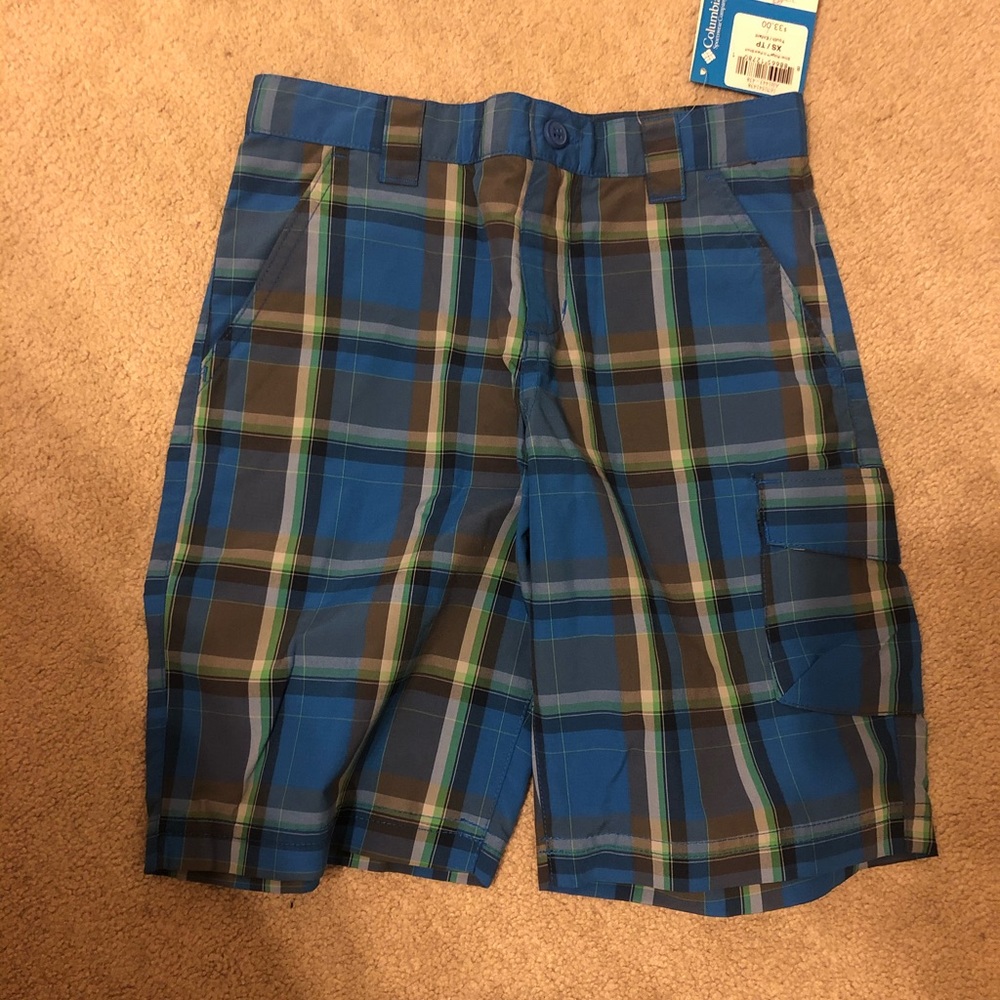 Columbia plaid shorts NWT